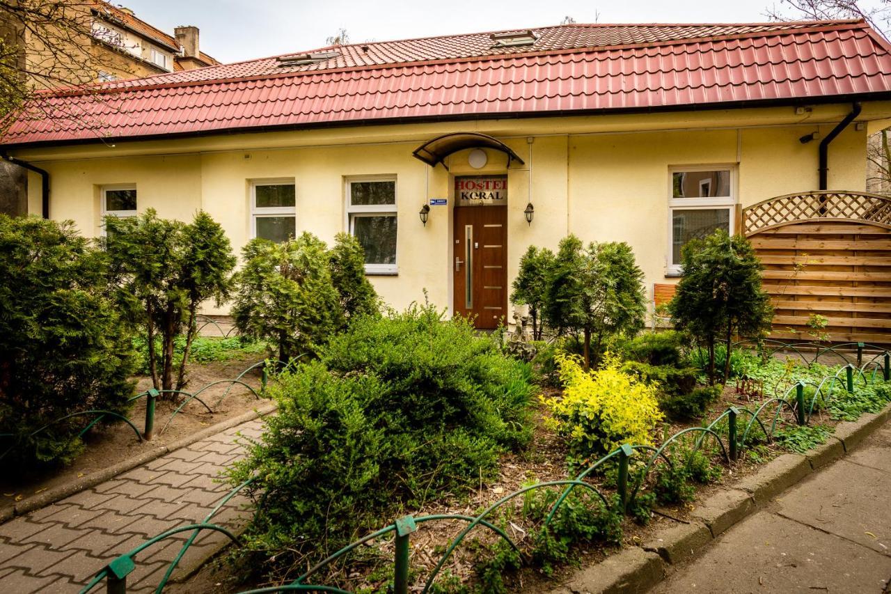 Hostel Koral Szczecin Exteriör bild