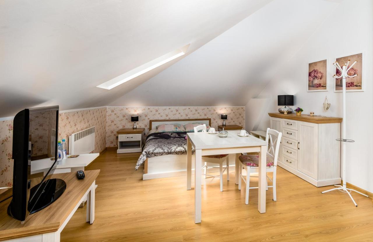 Hostel Koral Szczecin Exteriör bild
