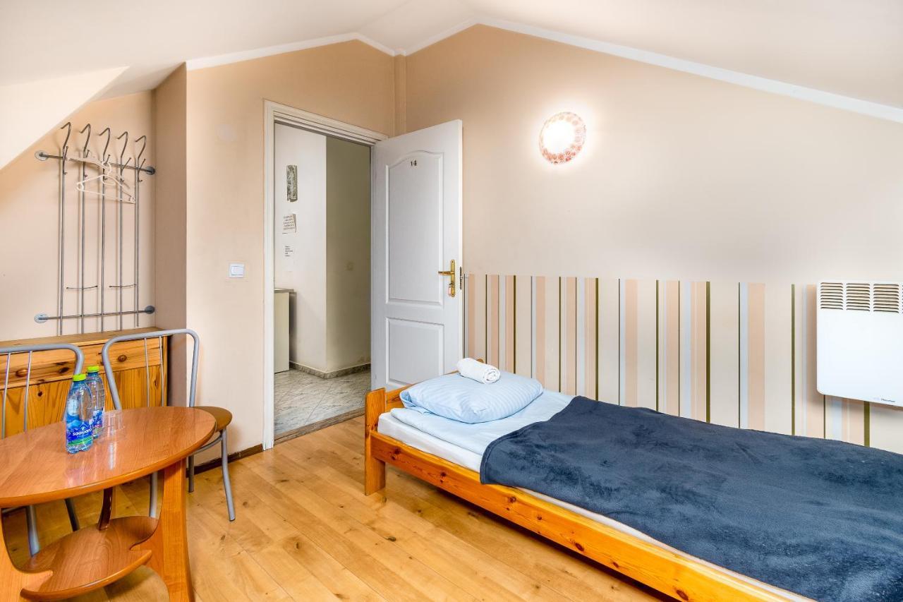 Hostel Koral Szczecin Exteriör bild