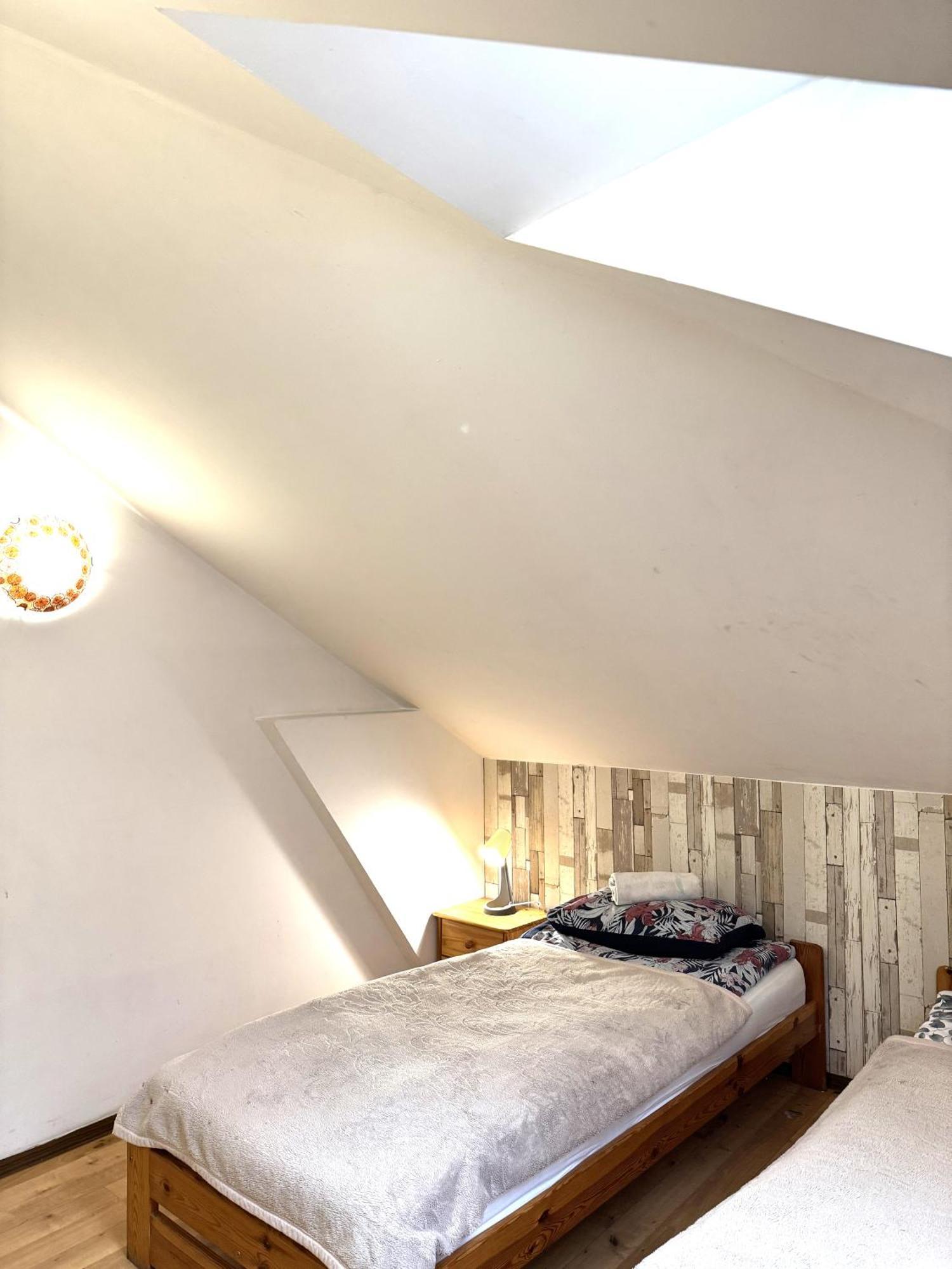 Hostel Koral Szczecin Exteriör bild